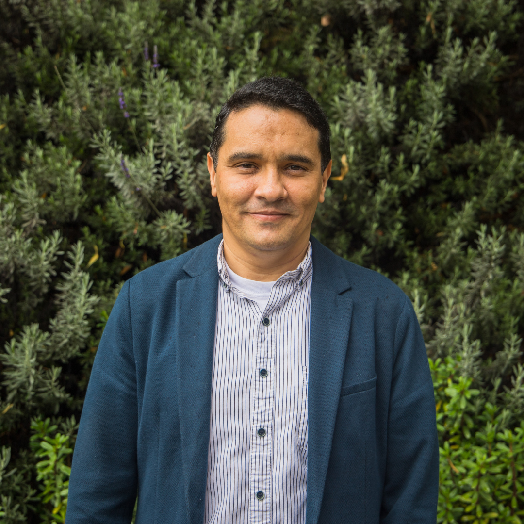 Jorge Andrés Mejía Laguna, profesor del Departamento de Lenguas, participó como coautor en un artículo académico publicado en la Revista International Review of Applied Linguistics in Language Teaching. #Profesores FCyL